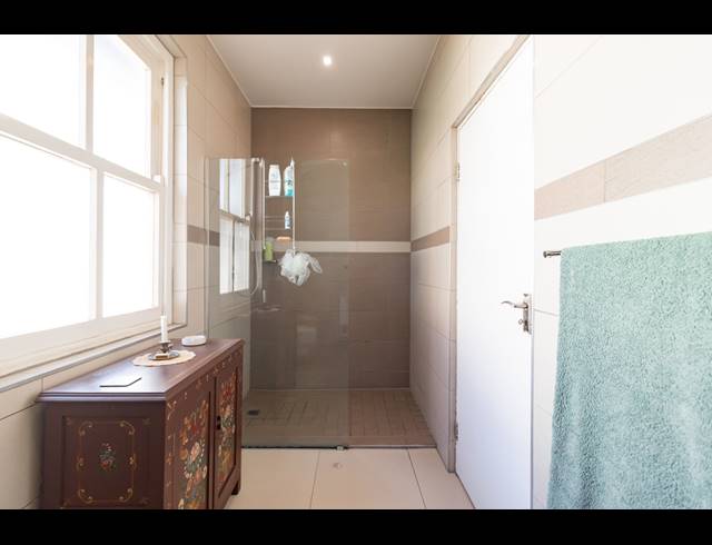 1 BEDROOM RETIREMENT UNIT FOR SALE IN MODDERFONTEIN